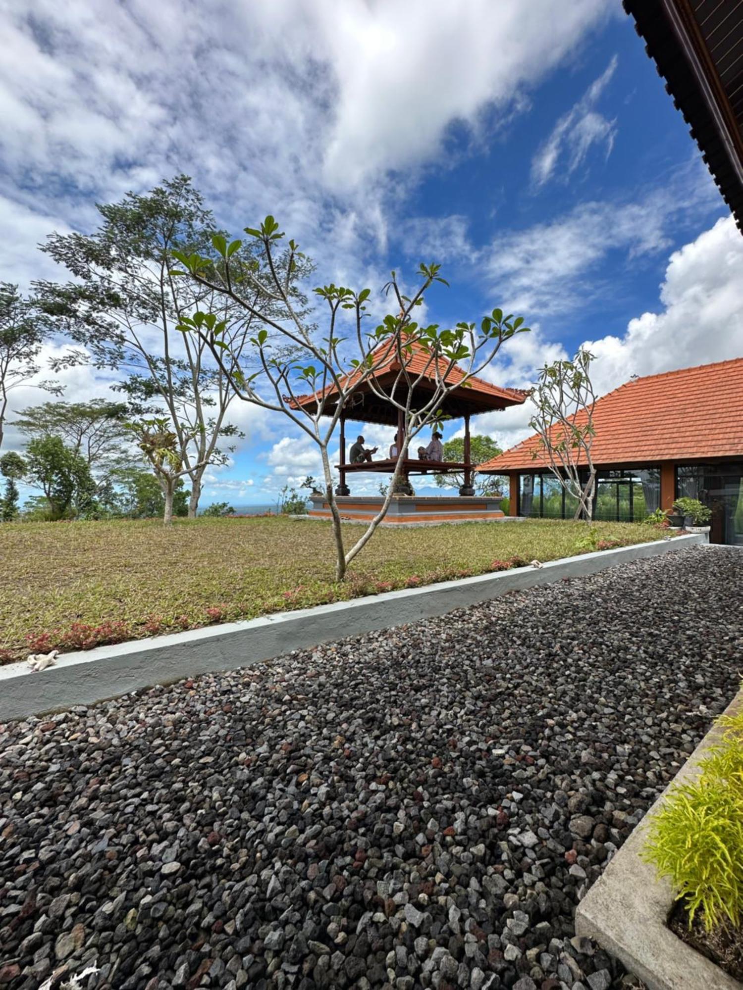 Bali Basuki Retreat Center Lejlighed Besakih Eksteriør billede