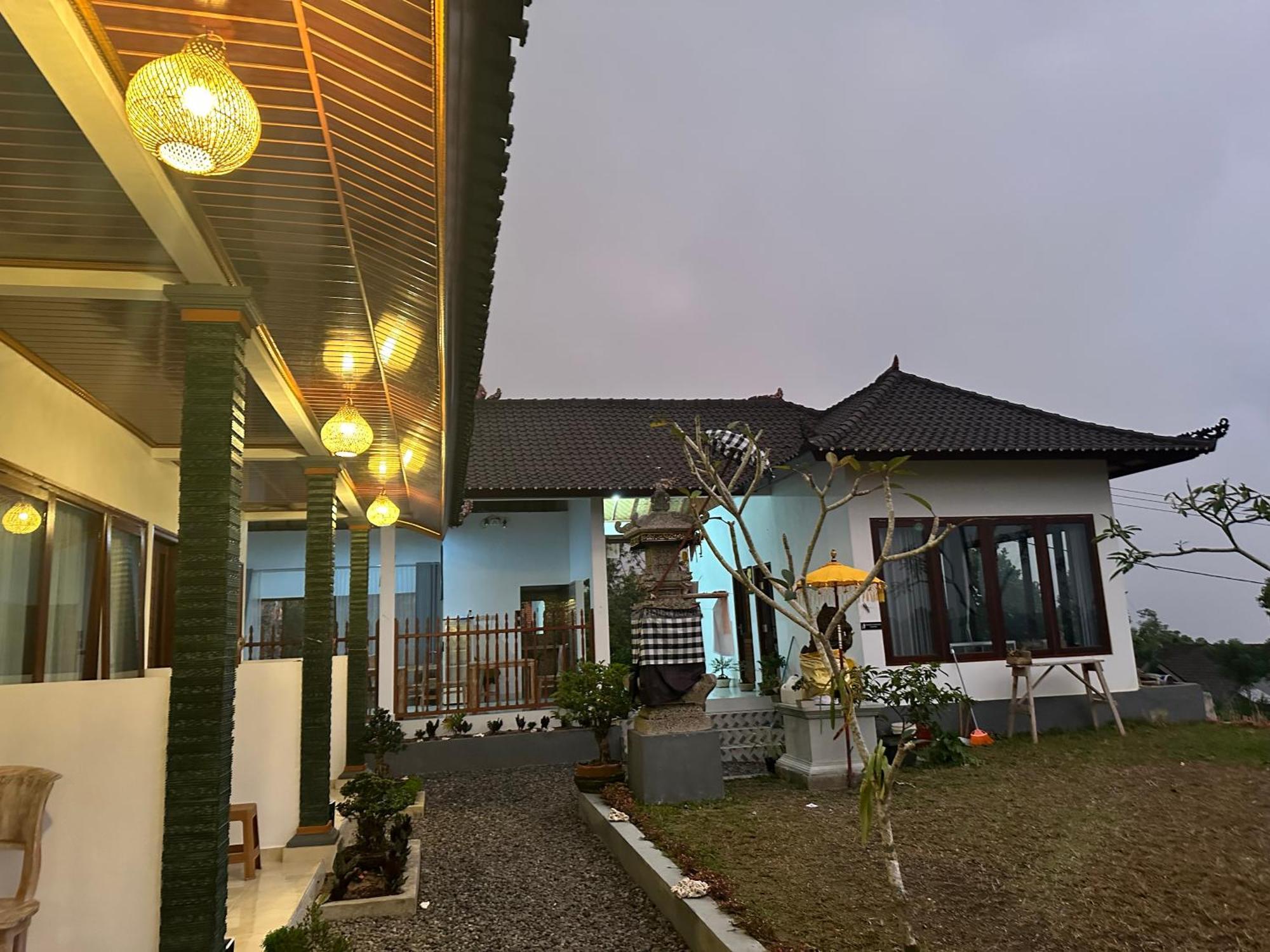 Bali Basuki Retreat Center Lejlighed Besakih Eksteriør billede