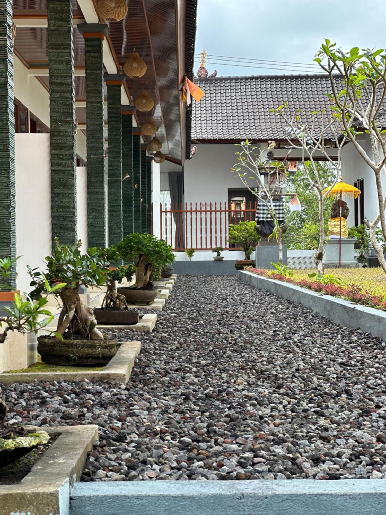 Bali Basuki Retreat Center Lejlighed Besakih Eksteriør billede