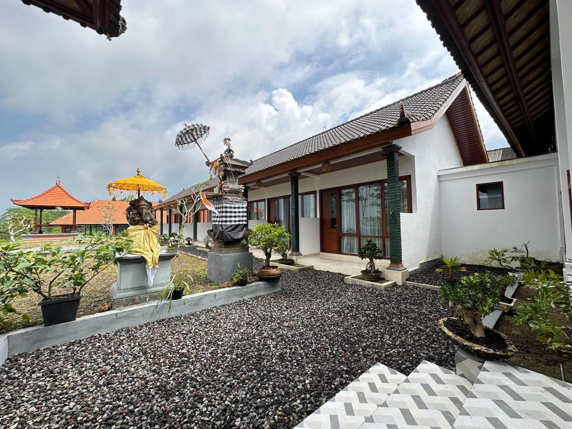 Bali Basuki Retreat Center Lejlighed Besakih Eksteriør billede