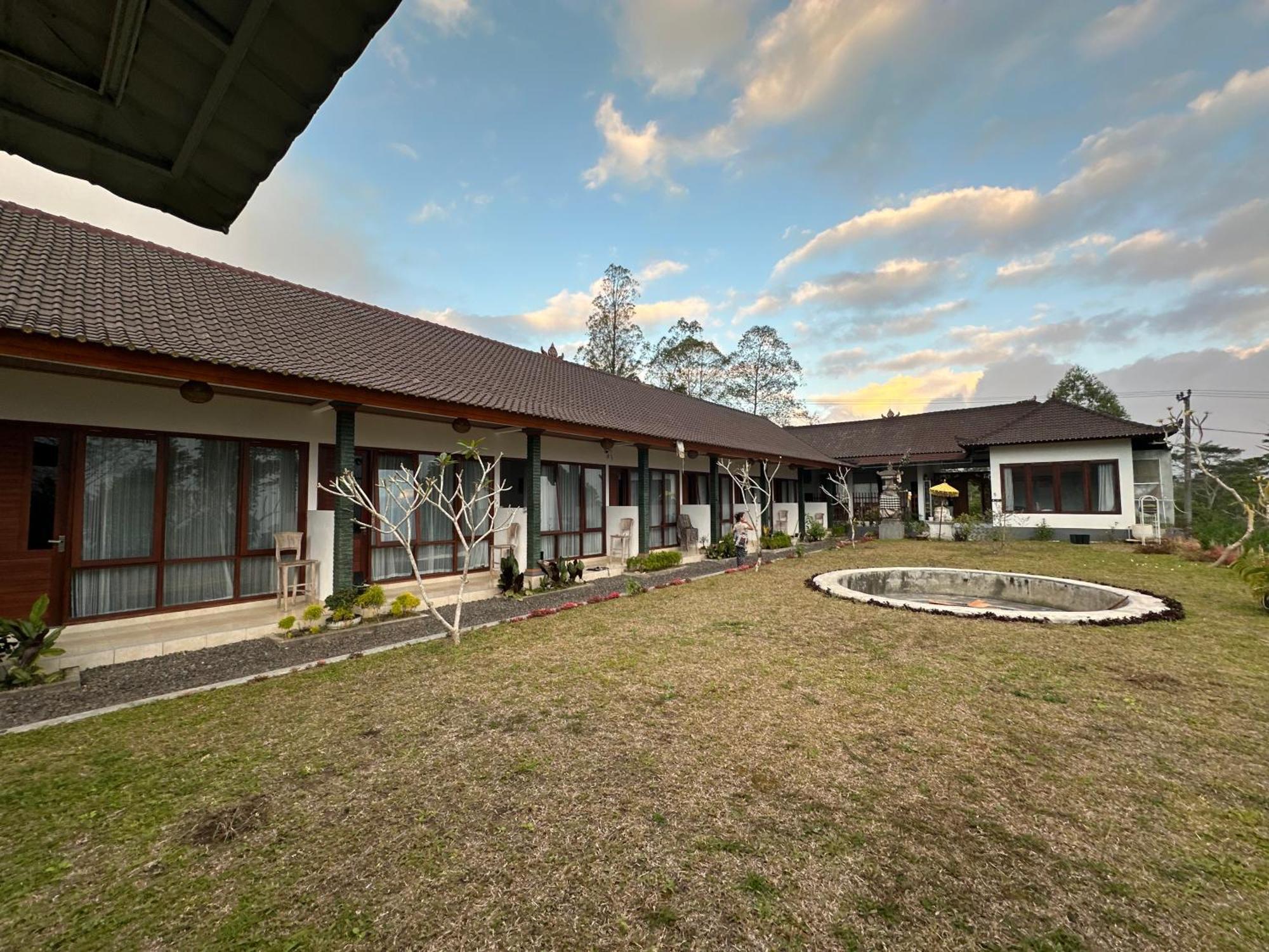 Bali Basuki Retreat Center Lejlighed Besakih Eksteriør billede